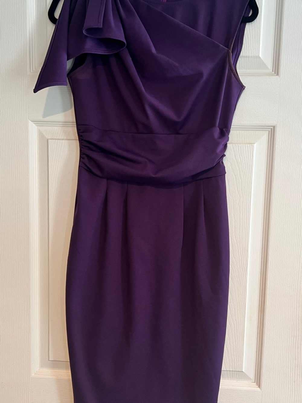 Elegant Purple Sleeveless Sheath Dress